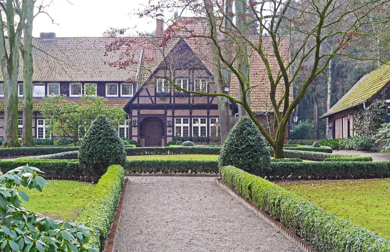 Lokales Online-Marketing in Heiden, Klickweise im Dorf Heiden im Münsterland mit Ortsschild Heiden